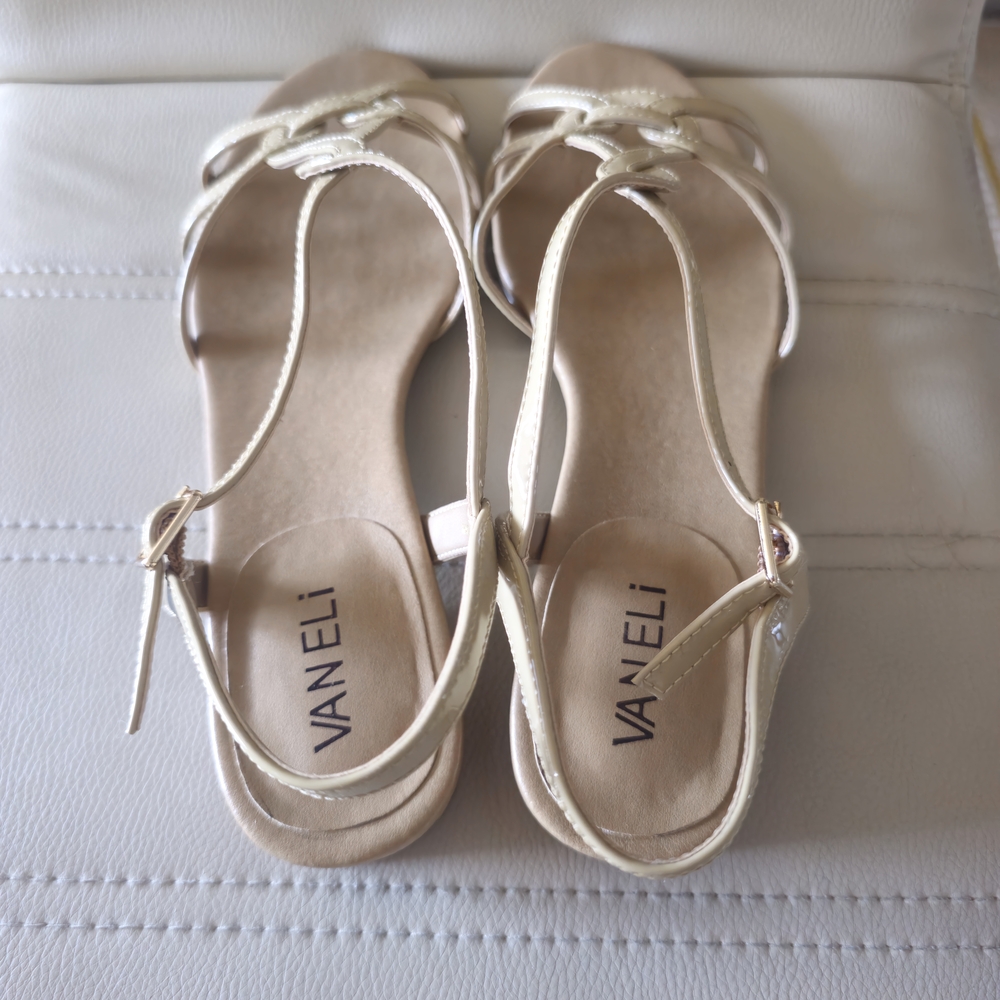 Vaneli Women's Elegant Cream Sandals